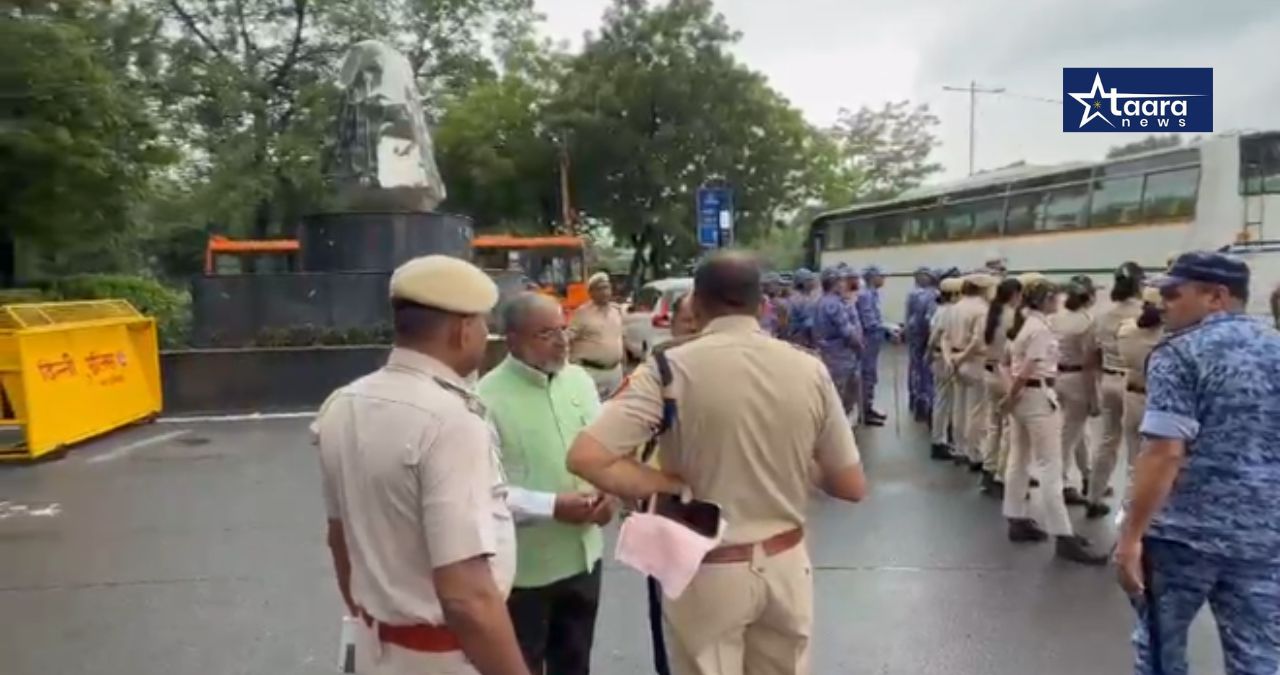 delhi farmers protest india us fta raju shetti mahadev jankar detained